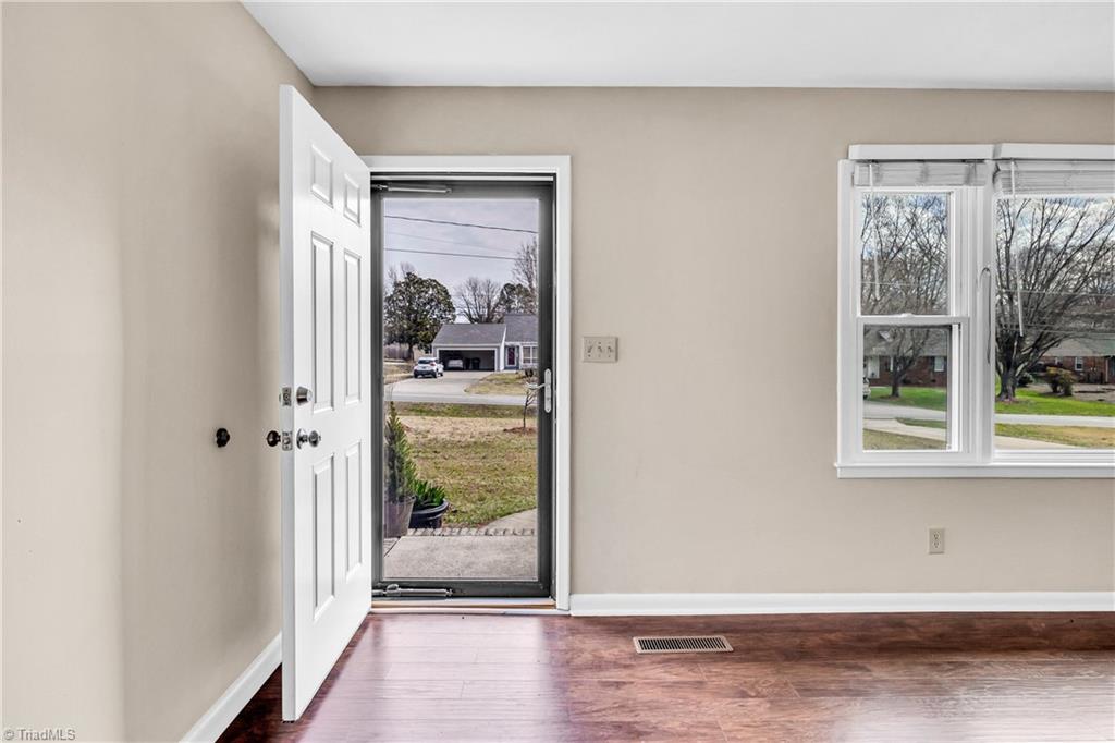 3505 Imperial Drive, High Point, North Carolina image 3