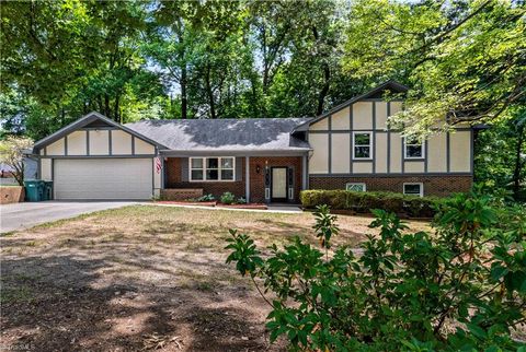 Homes For Sale - 1106 Kelwyn Lane<br/> Lewisville, NC 27023