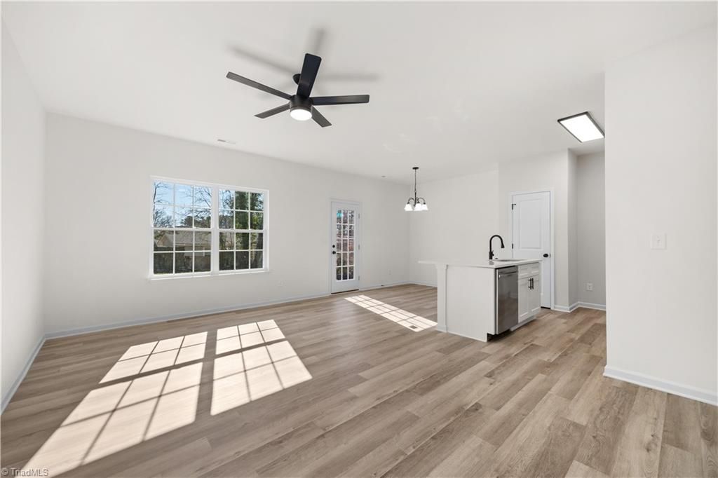 Photo of 537 Flint Avenue, High Point, NC 27260 (MLS # 1206780)