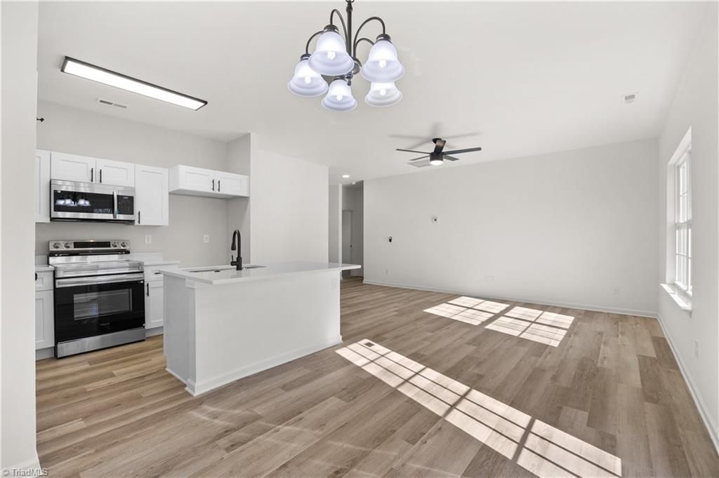 Photo of 537 Flint Avenue, High Point, NC 27260 (MLS # 1206780)