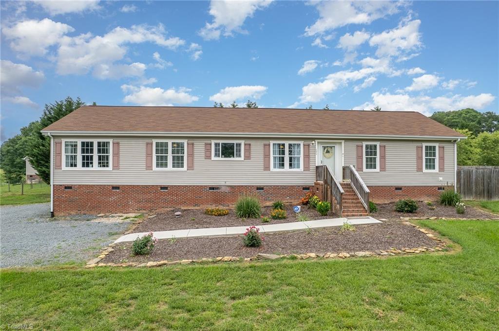 674 Frazier View Road, Randleman, North Carolina image 2