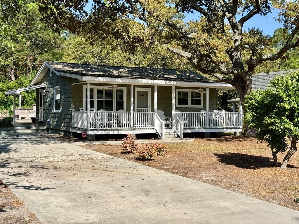 Photo of 2753 Ocean View Avenue, Supply, NC 28462 (MLS # 1215934)