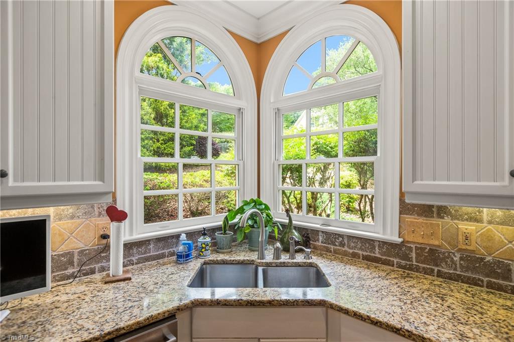 7107 Lake Henson Drive, Summerfield, North Carolina image 22