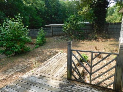 A home in Thomasville