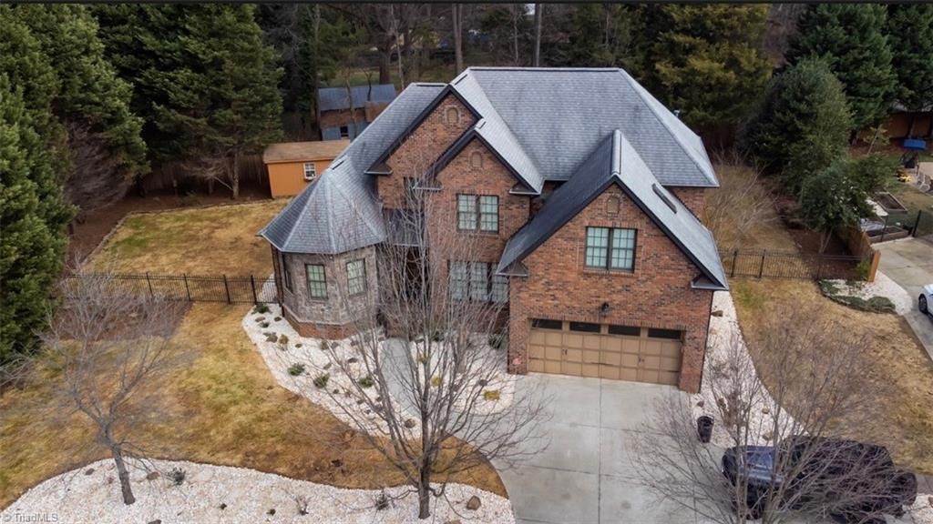 Photo of 1106 Double Oaks Road, Greensboro, NC 27410 (MLS # 1220576)