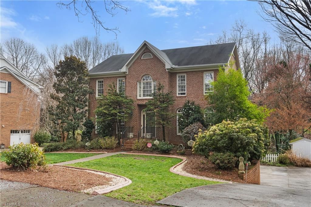 Photo of 4118 Chatham Hill Drive, Winston-Salem, NC 27104 (MLS # 1212171)