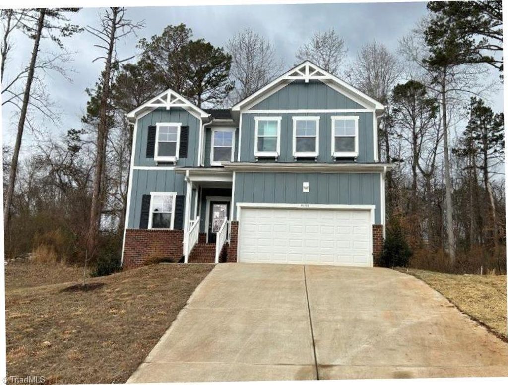 Photo of 5155 Mark Drive NE, Hickory, NC 28601 (MLS # 1208522)