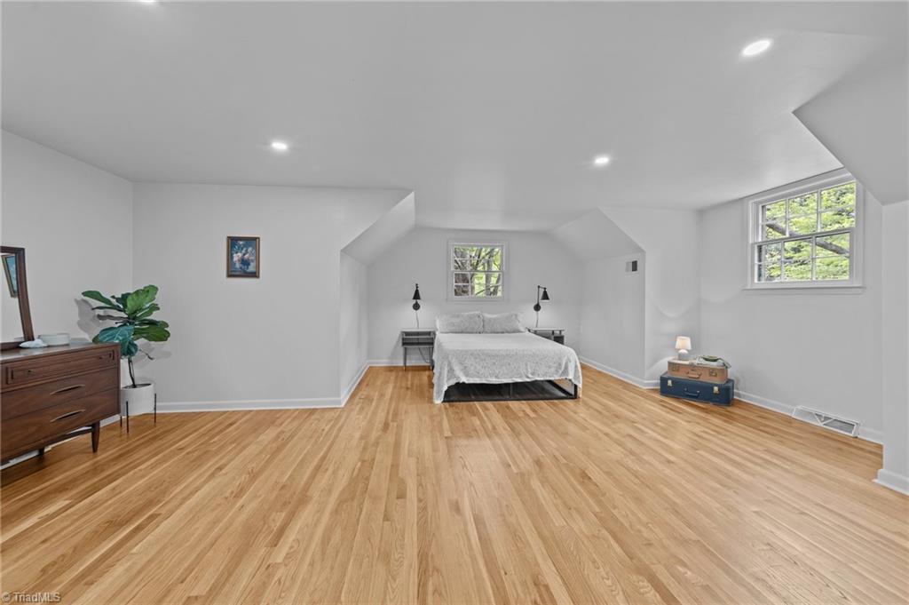 1315 Surry Drive, Greensboro, North Carolina image 27