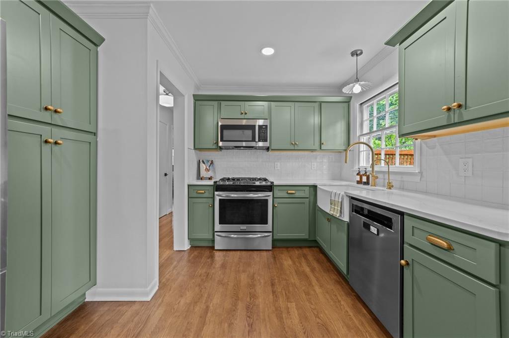 1315 Surry Drive, Greensboro, North Carolina image 11
