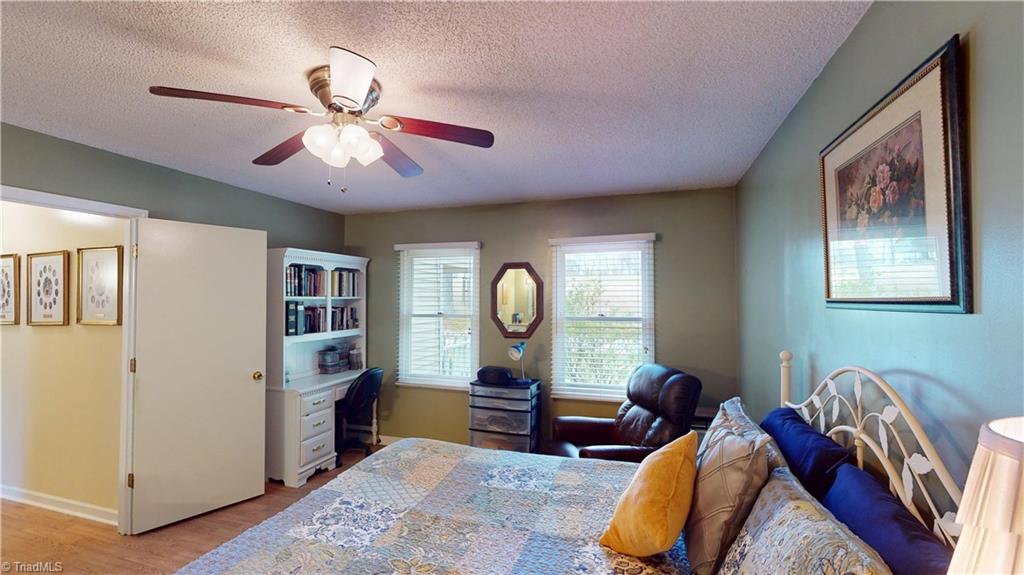 211 Service Road, Pilot Mountain, North Carolina image 35