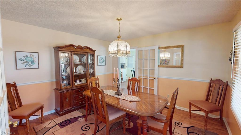211 Service Road, Pilot Mountain, North Carolina image 18