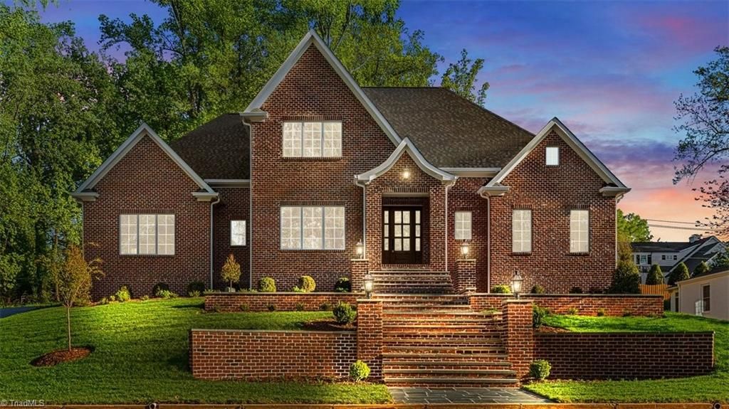 Photo of 905 Brookside Drive, Greensboro, NC 27408 (MLS # 1177262)