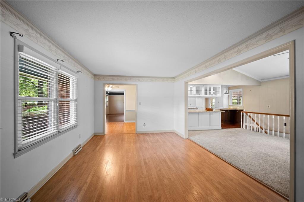210 Cokesbury Drive, Kernersville, North Carolina image 4