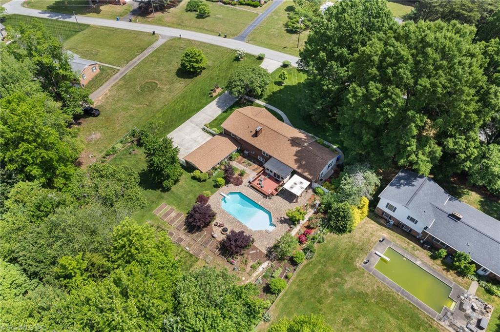 210 Cokesbury Drive, Kernersville, North Carolina image 30