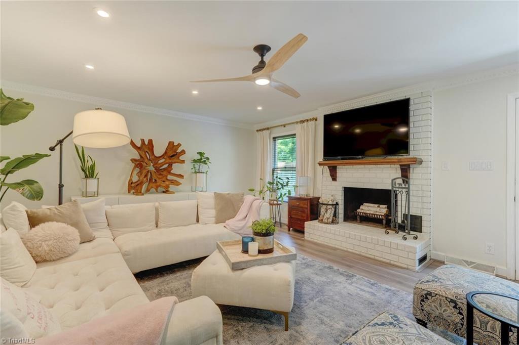 4110 Ponce De Leon Drive, High Point, North Carolina image 8