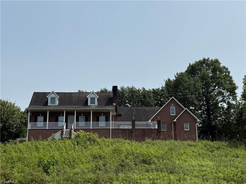 Photo of 591 FOX Road, Wilkesboro, NC 28697 (MLS # 1204404)
