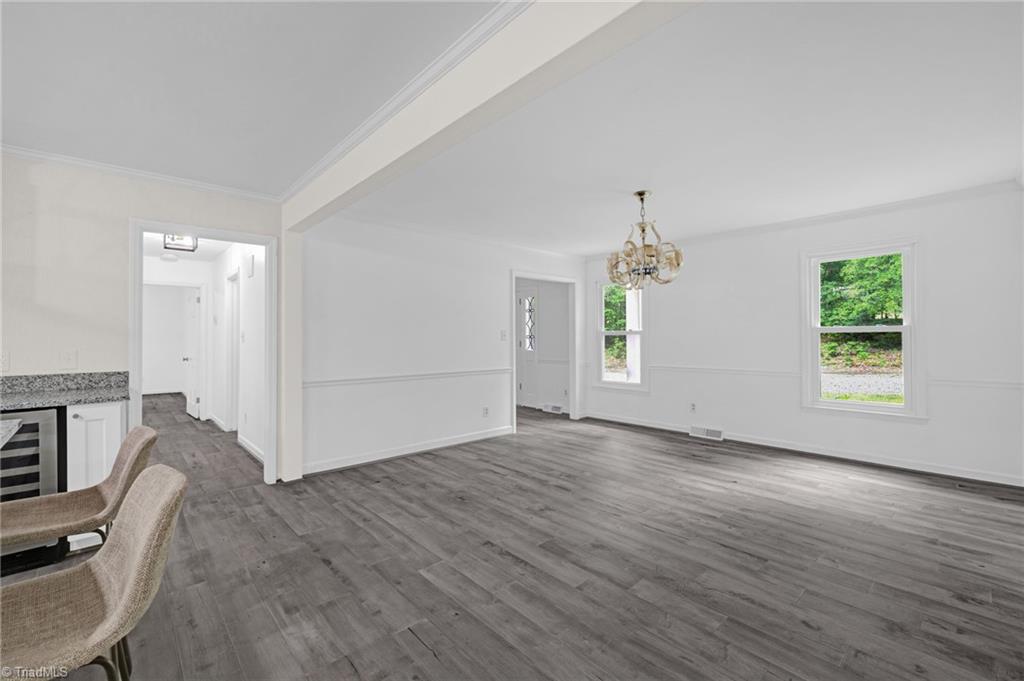 2104 Laura Lane, High Point, North Carolina image 11