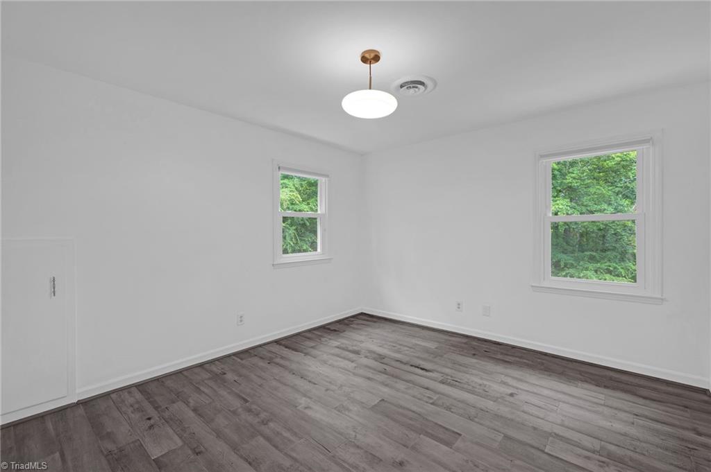 2104 Laura Lane, High Point, North Carolina image 29