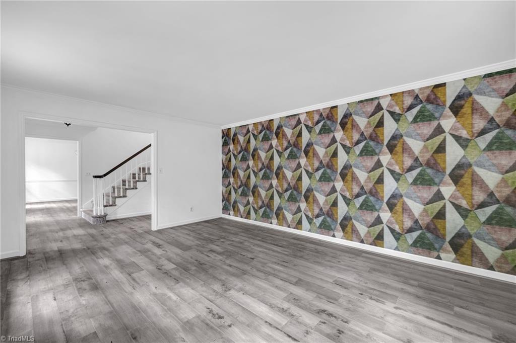 2104 Laura Lane, High Point, North Carolina image 8