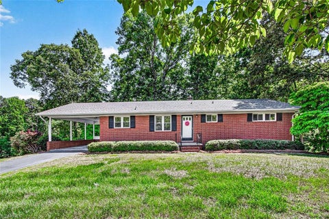 Homes For Sale - 1348 Henley Drive<br/> Asheboro, NC 27205