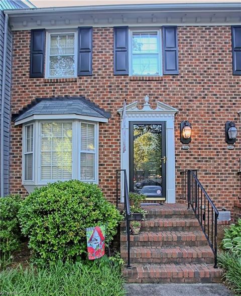 Townhouse in Greensboro NC 2834 Park Place.jpg
