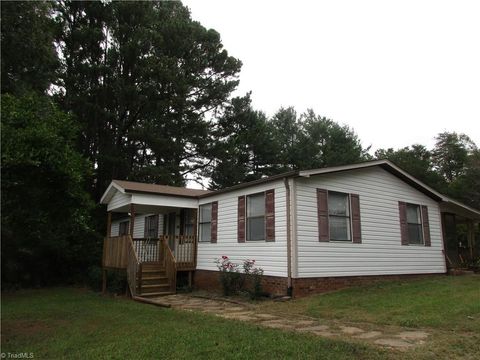 A home in Tobaccoville