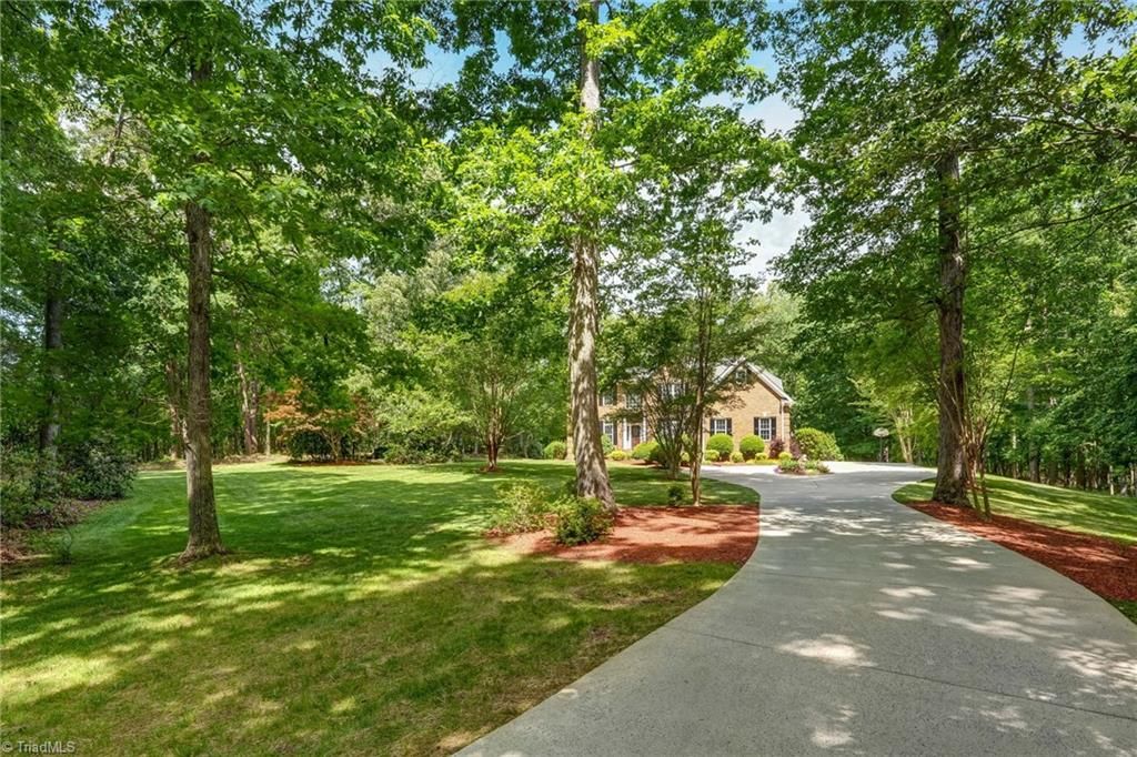 Photo of 565 Irvin Farm Road, Reidsville, NC 27320 (MLS # 1217972)