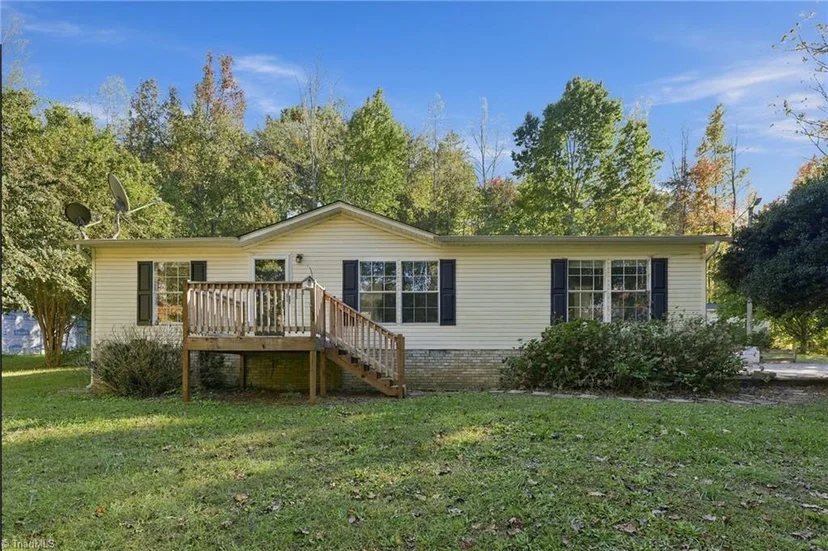 934 Us Highway 158, photo 1 of 30