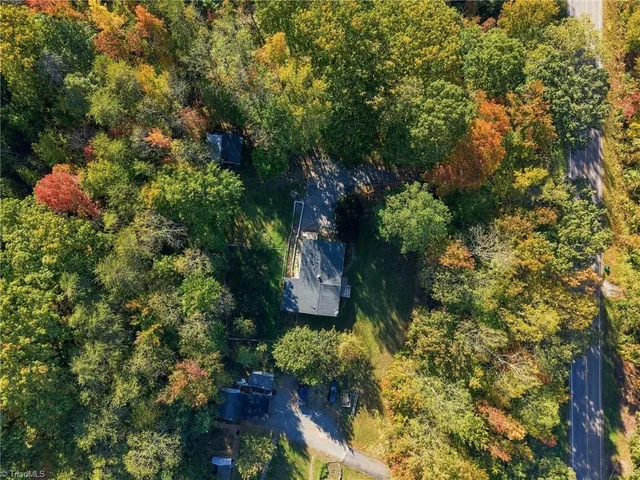 934 Us Highway 158, photo 5 of 30