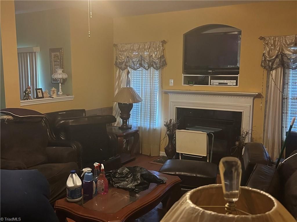 Photo of 3617 Pertland Trail, Greensboro, NC 27405 (MLS # 1204259)