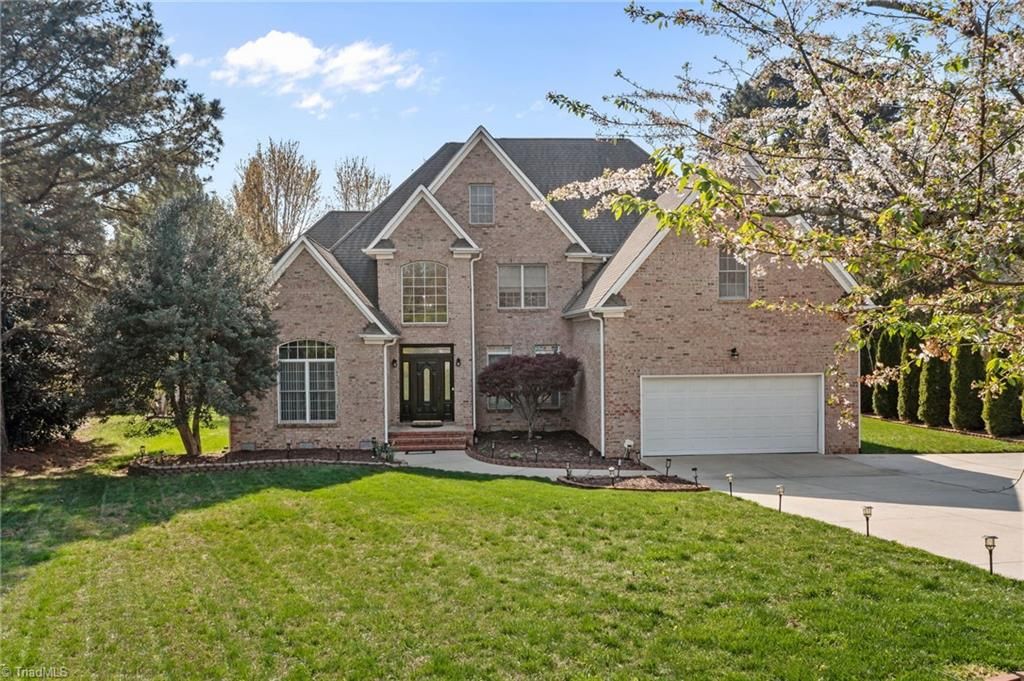 Photo of 3224 Somerton Place, Burlington, NC 27215 (MLS # 1214068)