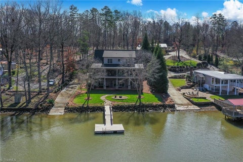 Photo for 940 Panther Point Road