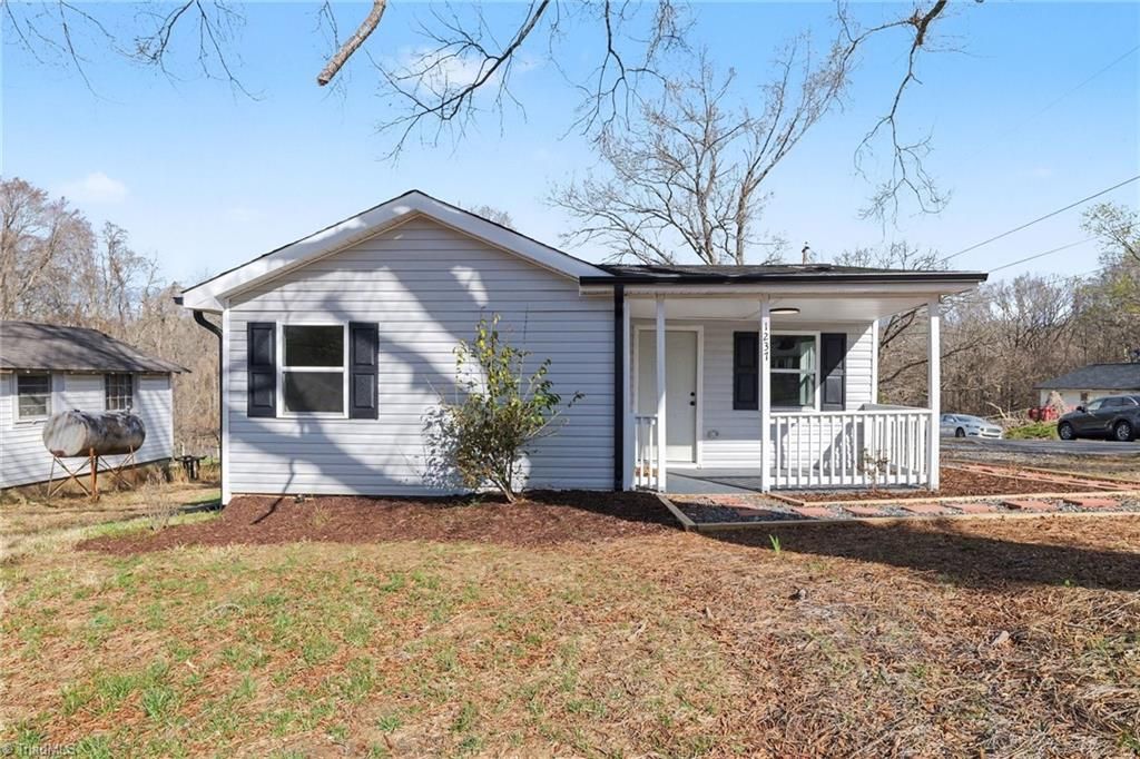 Photo of 1237 Irving Avenue, Eden, NC 27288 (MLS # 1212316)