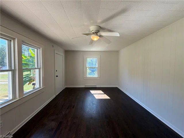 3511 Helmstetler Road, photo 3 of 21