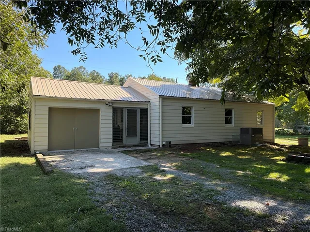 3511 Helmstetler Road, photo 5 of 21