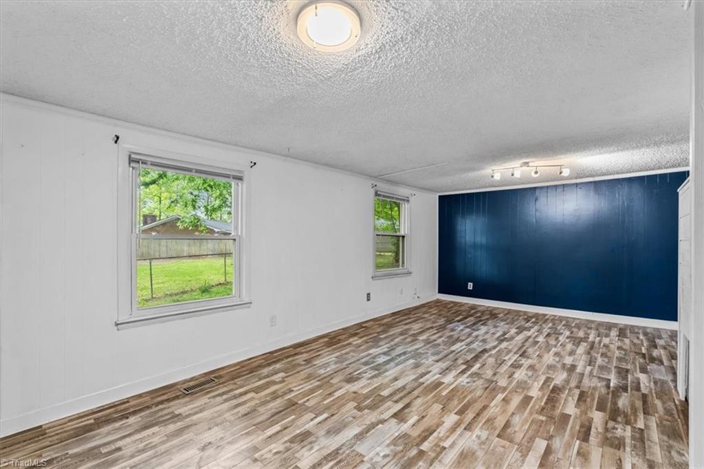 4105 Beta Place, Greensboro, North Carolina image 9