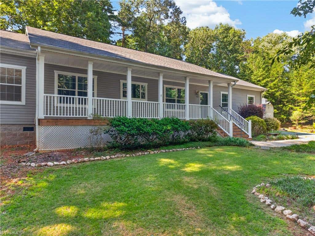 Photo of 1507 Ridgewood Road, Franklinville, NC 27248 (MLS # 1230228)