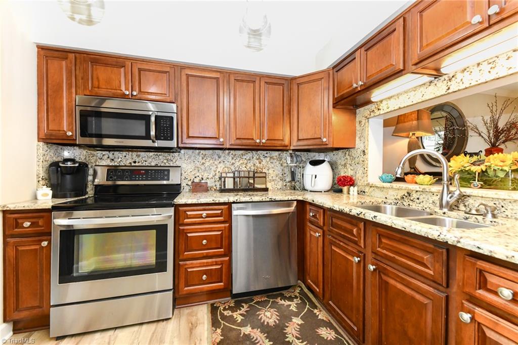 10 Appletree Lane, Greensboro, North Carolina image 13