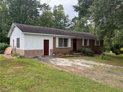 A home in Pilot Mountain