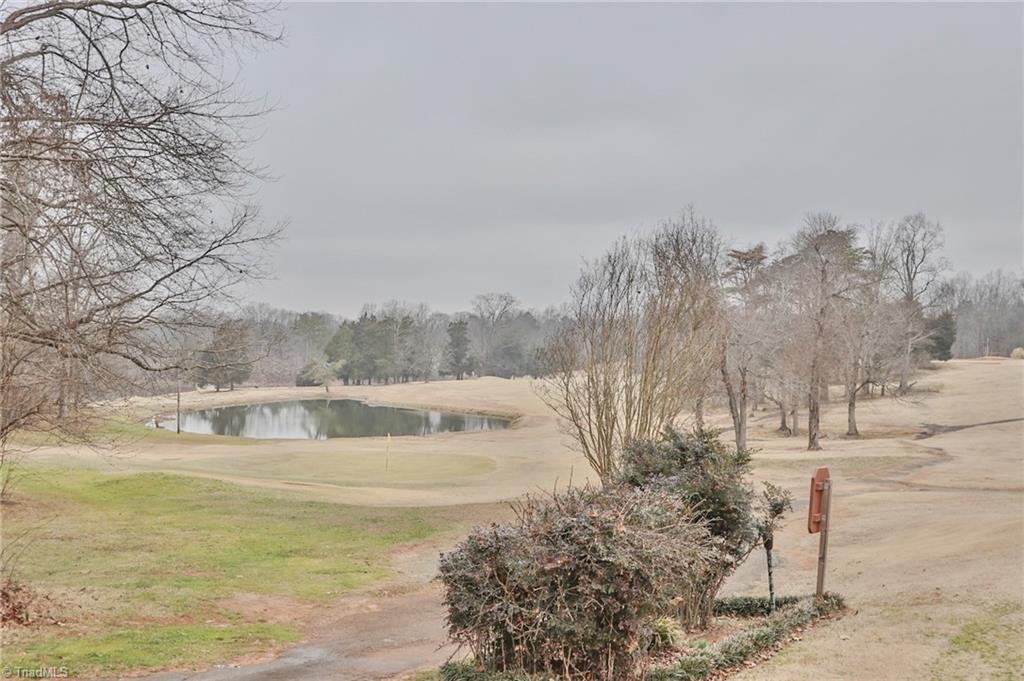 2425 Country Club Road