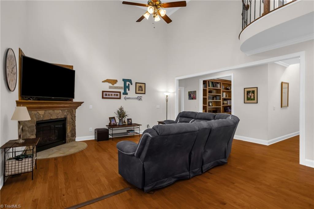 Browns Summit, North Carolina 27214, United States, 4 Bedrooms Bedrooms, ,4 BathroomsBathrooms,Residential,Active,149110