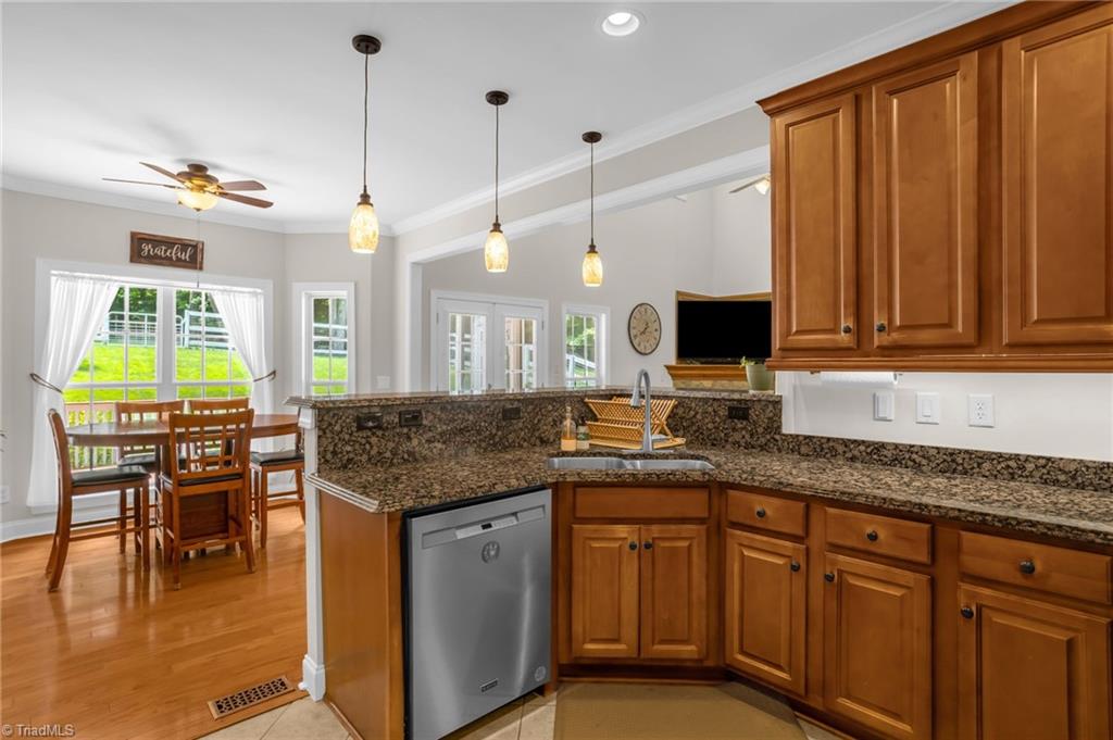 Browns Summit, North Carolina 27214, United States, 4 Bedrooms Bedrooms, ,4 BathroomsBathrooms,Residential,Active,149110