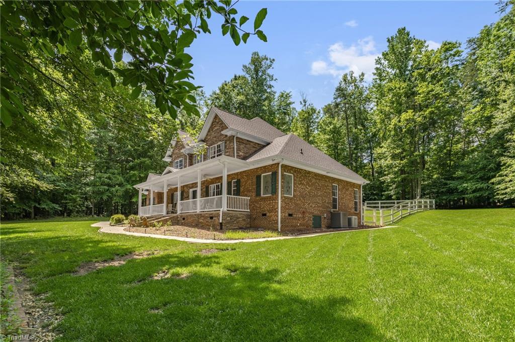 Browns Summit, North Carolina 27214, United States, 4 Bedrooms Bedrooms, ,4 BathroomsBathrooms,Residential,Active,149110