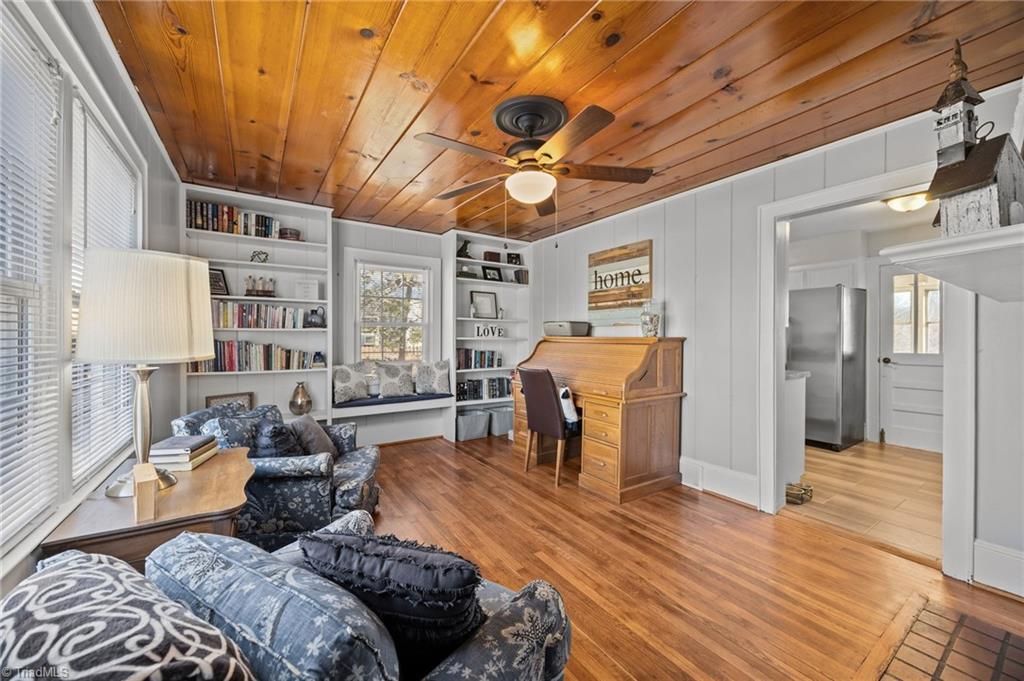 Photo of 254 Hillcrest Drive, Elkin, NC 28621 (MLS # 1207215)