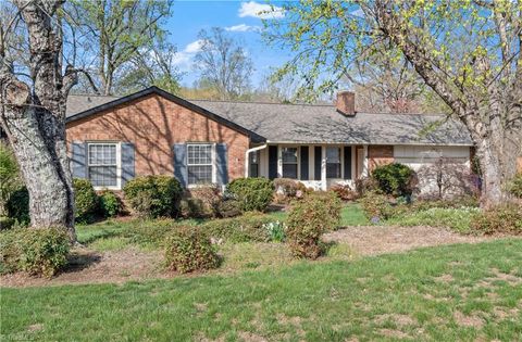 Homes For Sale - 800 Weavil Road<br/> Forsyth County, Kernersville, NC 27284