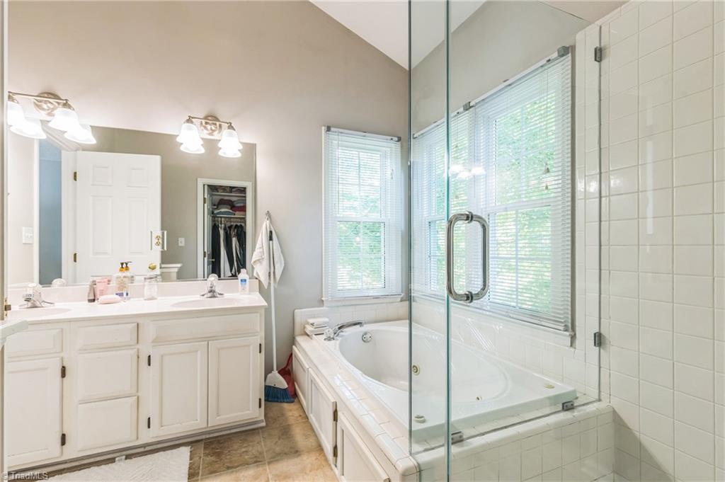 540 W Juniper Avenue, Wake Forest, North Carolina image 27