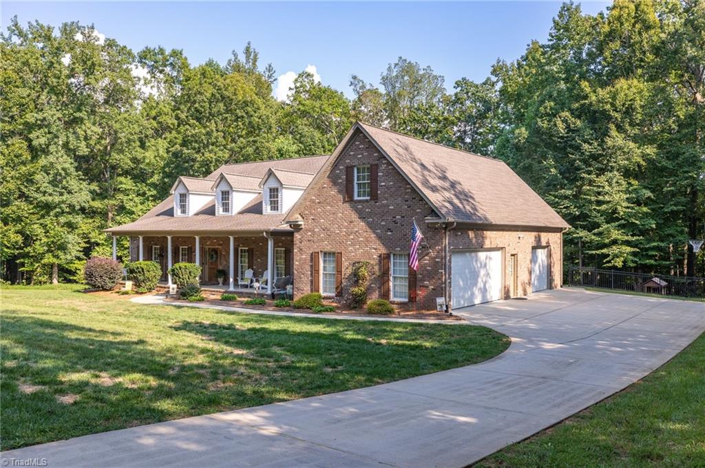 View Summerfield, NC 27358 house