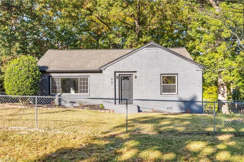 401 Shady Lane, photo 1 of 24