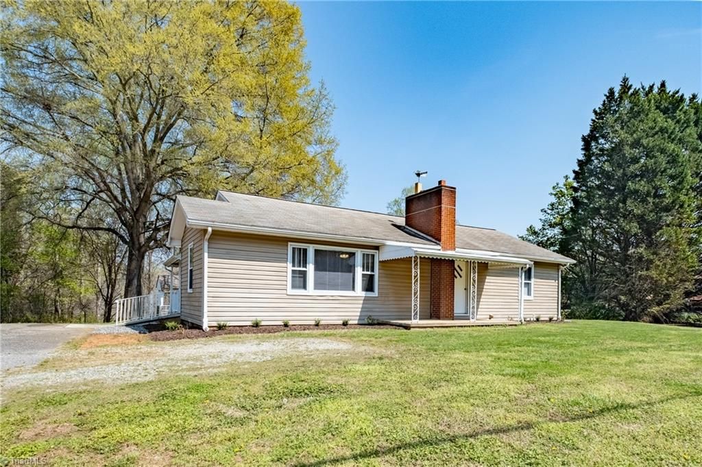 Photo of 3283 US Highway 64, Advance, NC 27006 (MLS # 1213536)