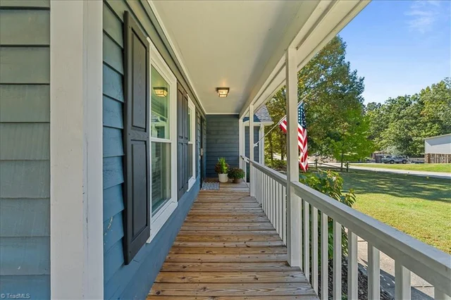 208 Trollinger Street, photo 2 of 44